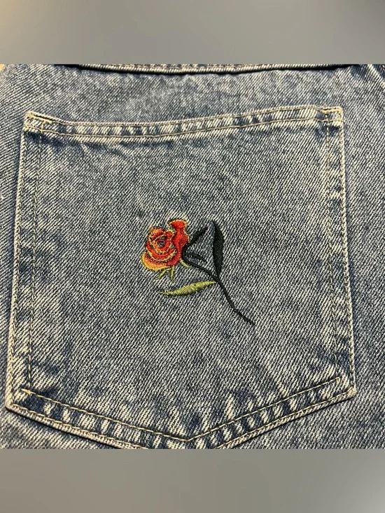 Vintage 1990s denim cutoff jean shorts rose floral embroidery - Picture 8 of 8